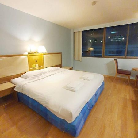 Wish Inn Chidlom V วิช อินน์ ชิดลม 2 Bangkok Esterno foto