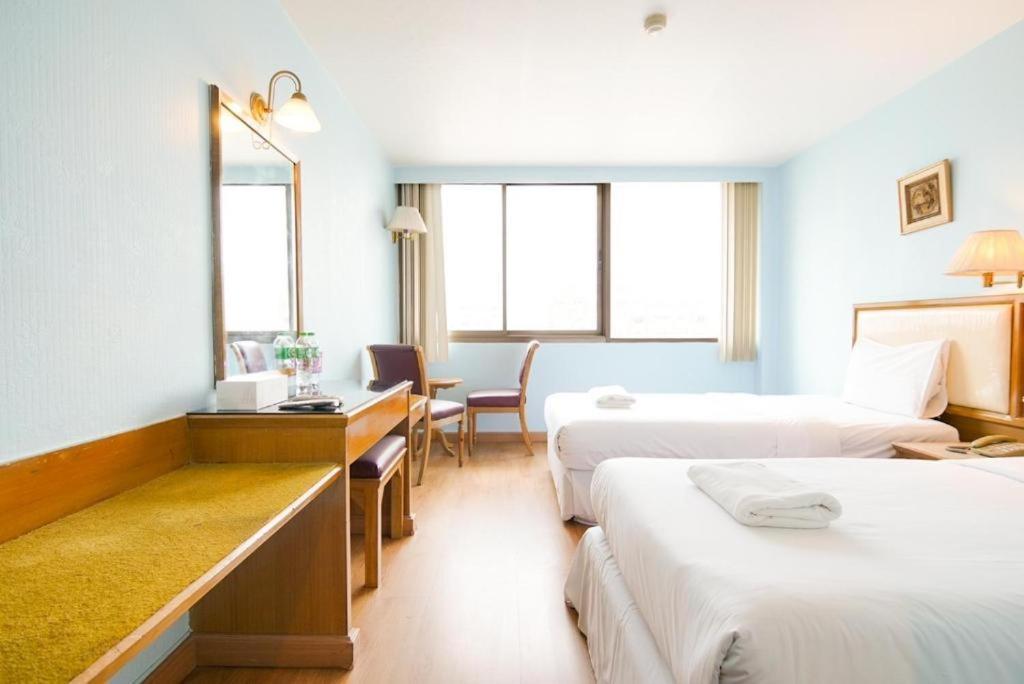 Wish Inn Chidlom V วิช อินน์ ชิดลม 2 Bangkok Esterno foto
